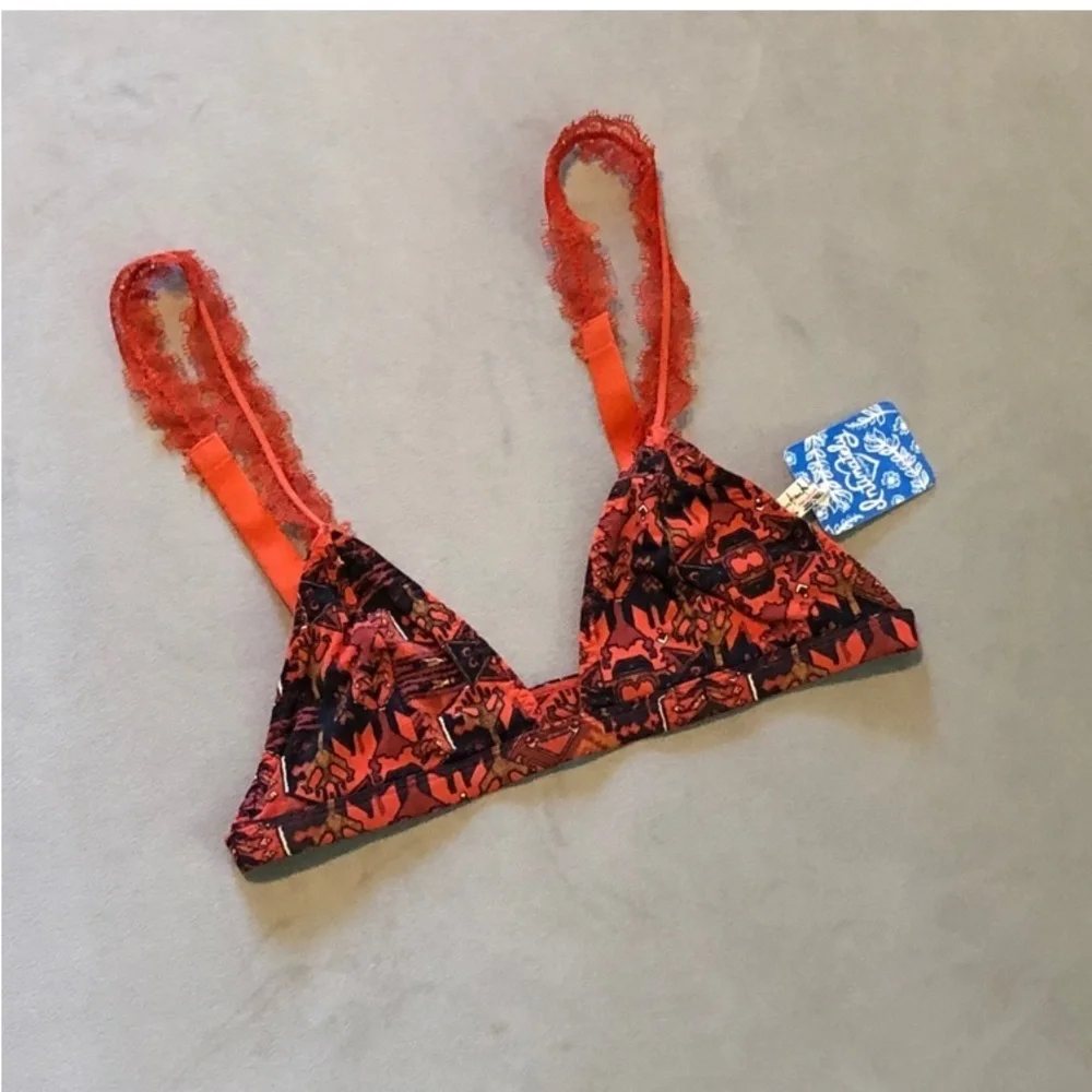 NWT Free People Bras Top Bundle Cream Red Blue XS - Picture 10 of 16